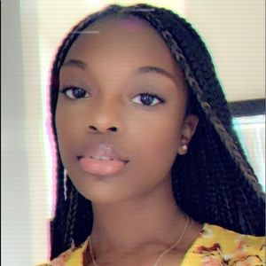 Meet your Posher, Amaya